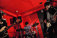 ハイイロジェントルダイナソー presents『スリーマンス スリーマン 〜白亜紀編〜』@新宿ロックンロール以外は全部嘘